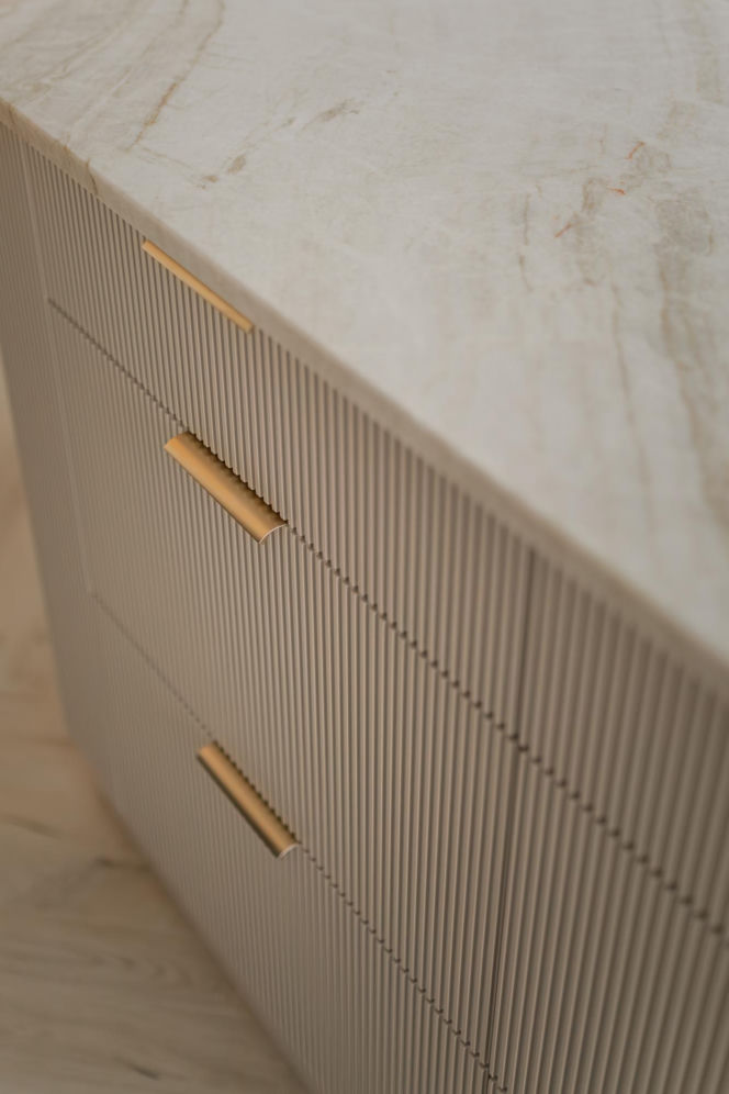 Soft minimalizm w gdyńskim apartamencie - projekt Agata Piltz