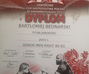 Policjant z Krakowa mistrzem Polski w armwrestlingu. Nikt nie ma silniejszej prawej ręki od niego