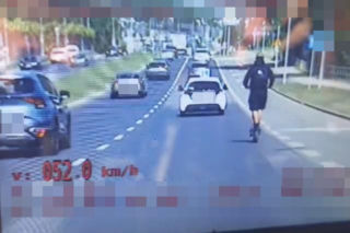 Rzeszów. 16-latek na hulajnodze jechał al. Piłsudskiego 52 km/h. Sprawa trafi do sądu rodzinnego