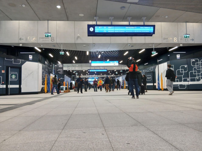 Dworzec kolejowy Warszawa Zachodnia po otwarciu