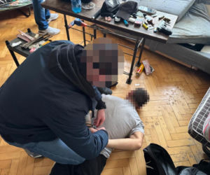 Atak na szkołę przy Marszałkowskiej. Zatrzymany 43-latek podał absurdalny powód