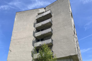 Zabytkowy Hotel Cracovia się sypie. Ministerstwo, które obiecało remont: hotel pozostaje w naszym obszarze zainteresowań