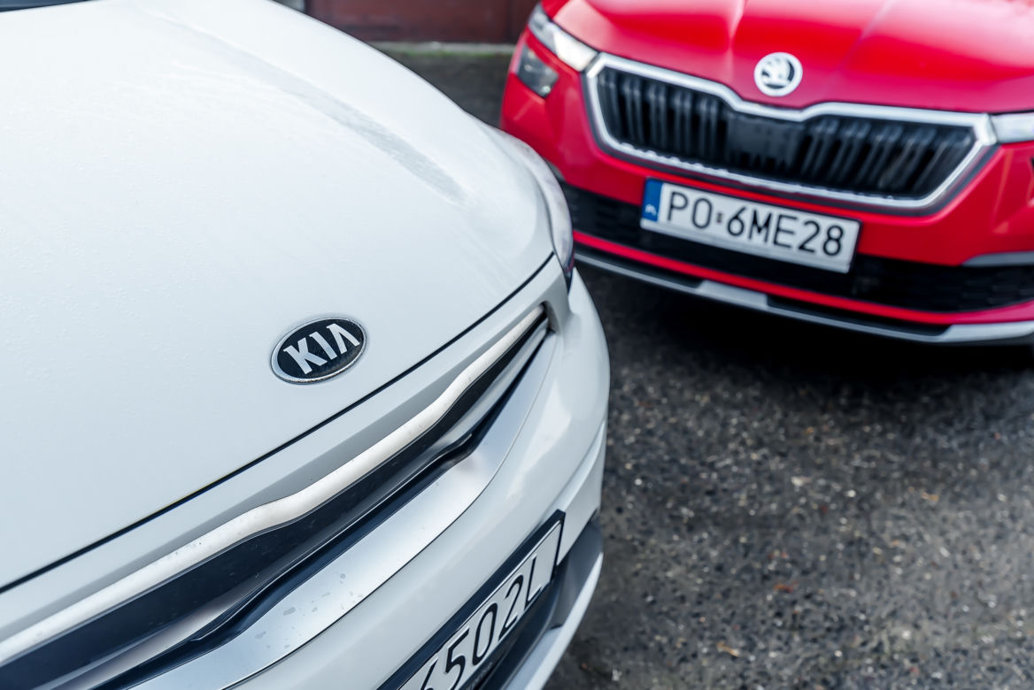 Skoda Kamiq 1.0 TSI 115 KM DSG7 Style vs. Kia Stonic 1.0 T-GDI 120 KM 6MT XL