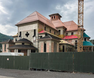 Budowa nowego kościoła w Ochotnicy Dolnej