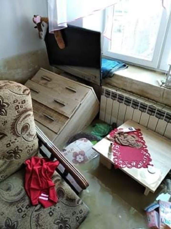 Kańczuga. Matka i jej dwie córki straciły mieszkanie w powodzi, potrzebują pomocy!