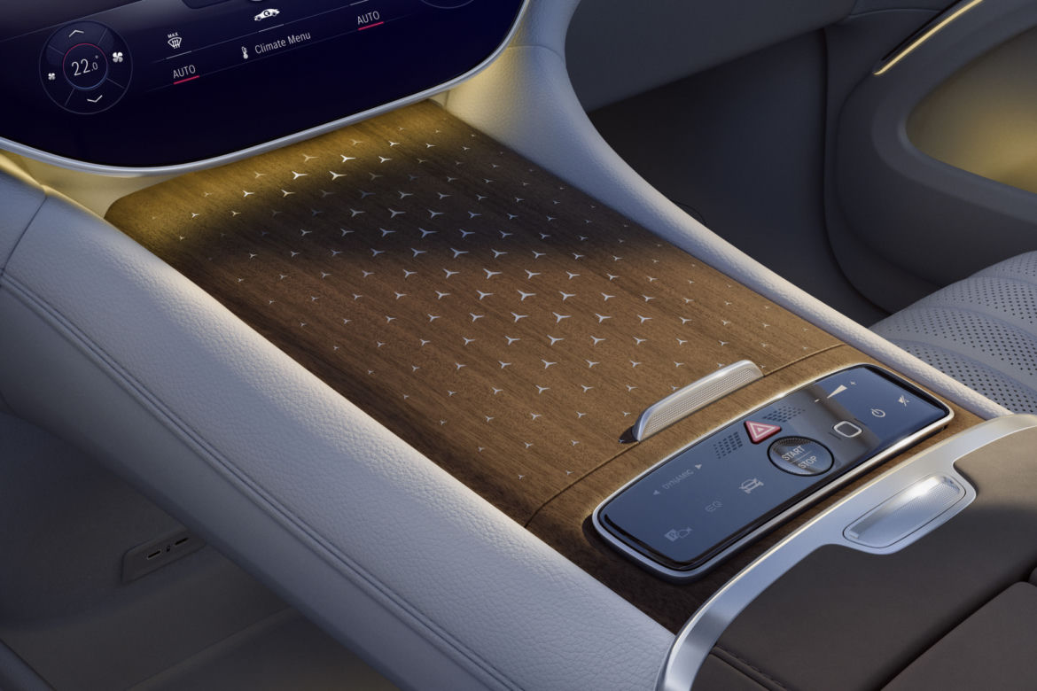 Mercedes-Benz EQS SUV (2022)