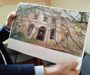 Siedlecki samorząd otrzymał w spadku pałac na Pomorzu… i walczy z długami