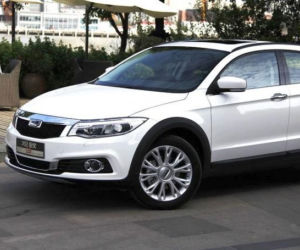 Qoros 3 City SUV