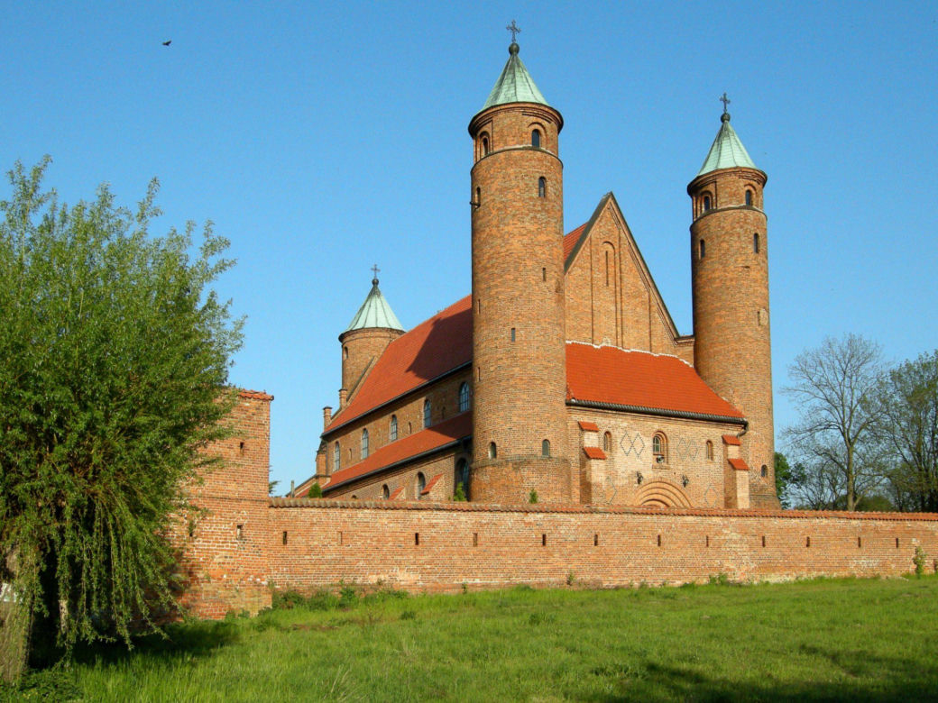 Kościół św. Rocha i św. Jana Chrzciciela w Brochowie