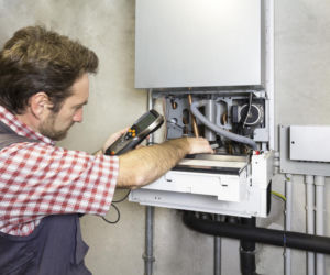 Przeglądy domu: co musisz zrobić co roku i co 5 lat? Kary za ich brak