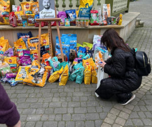 Po śmierci Łukasza Litewki zamiast zniczy przynieśli coś, czego nikt się nie spodziewał. Wzruszający gest mieszkańców