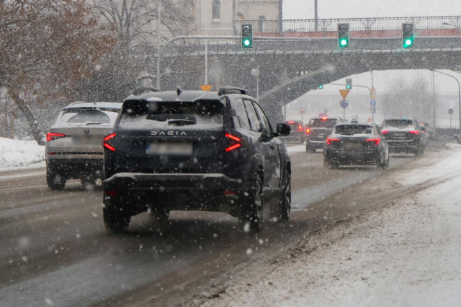 Gołoledź paraliżuje Polskę!