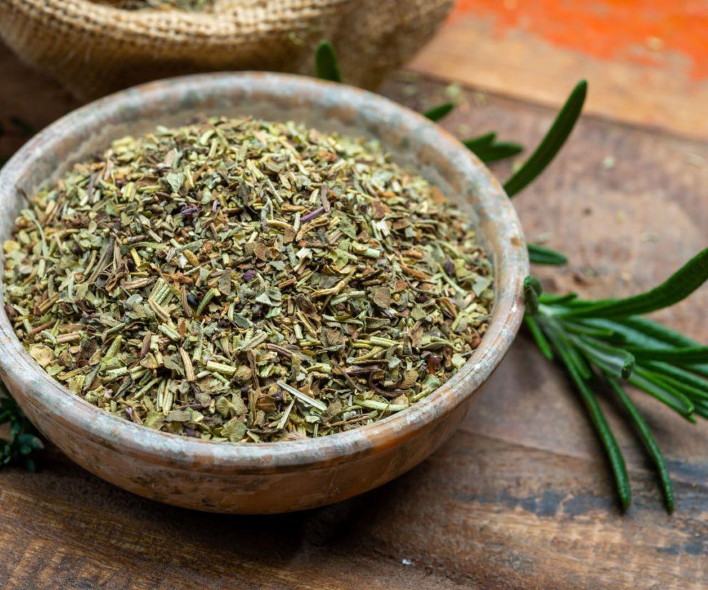 Zamiast suplementów stosuję tę przyprawę. Dodaje smaku i podnosi poziom żelaza