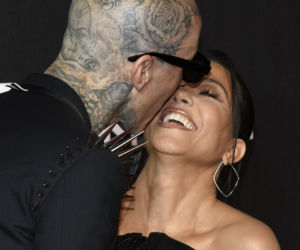 Kourtney Kardashian i Travis Barker na gali VMA 2021
