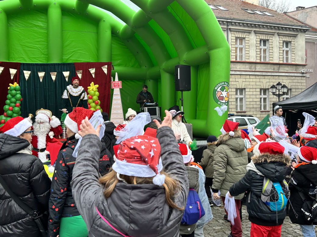 Mikołajki na Placu Wolności w Koninie