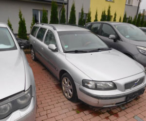 Używane samochody w niskiej cenie w Białymstoku. Kupisz je od Izby Celnej [ZDJĘCIA]