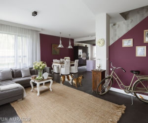 Salon w kolorze wina: bordowe ściany w aranżacji salonu