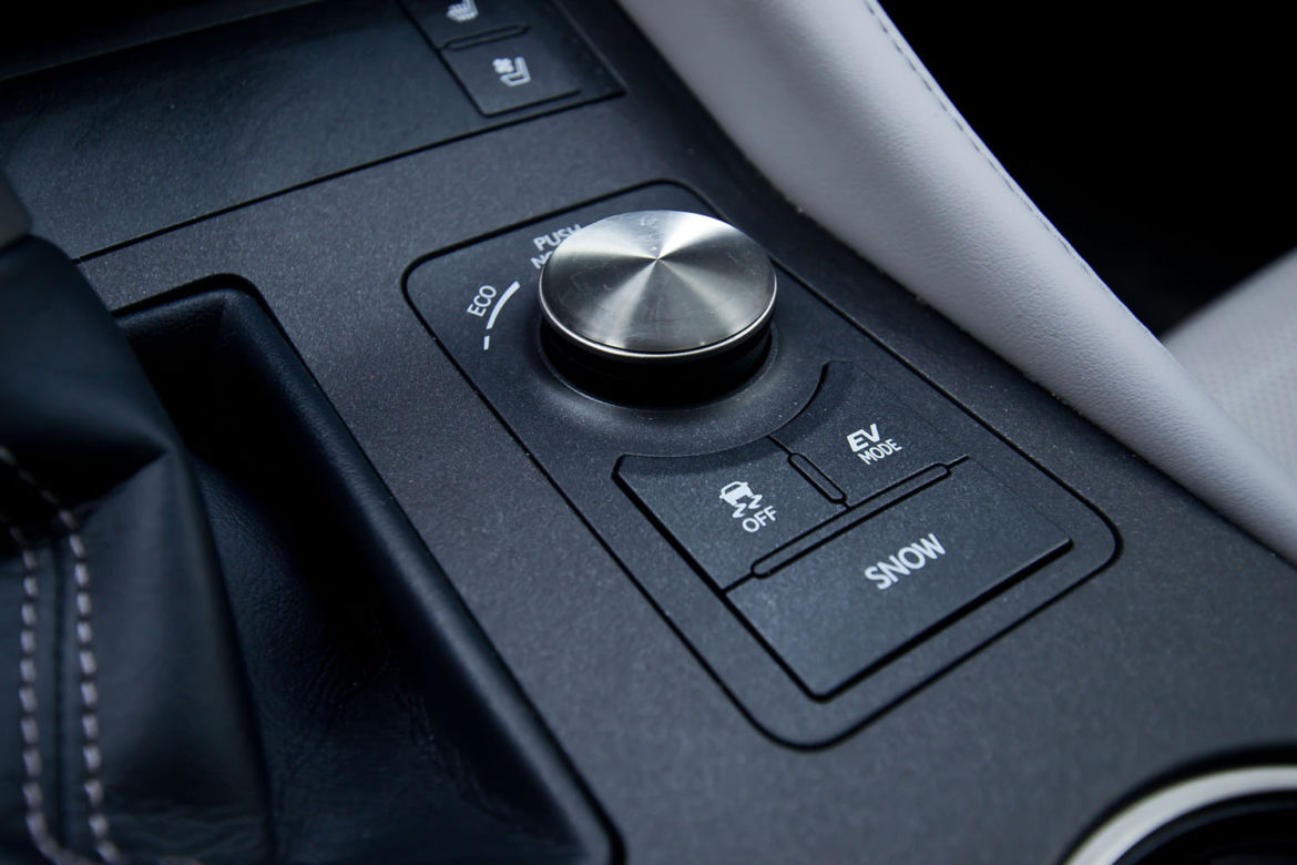 Lexus RC 300h F Sport