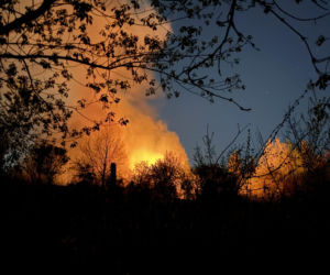 Pożar dzikiego wysypiska na Targówku