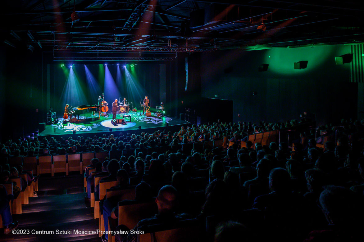 Koncert Artura Andrusa w Centrum Sztuki Mościce