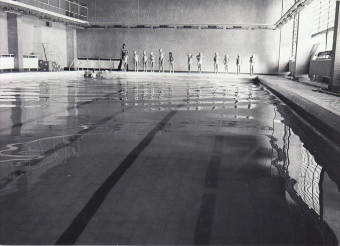 Pływalnia - zdjęcie archiwalne