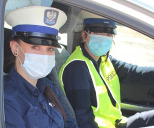Podkarpaccy policjanci składają życzenia w Dniu Kobiet