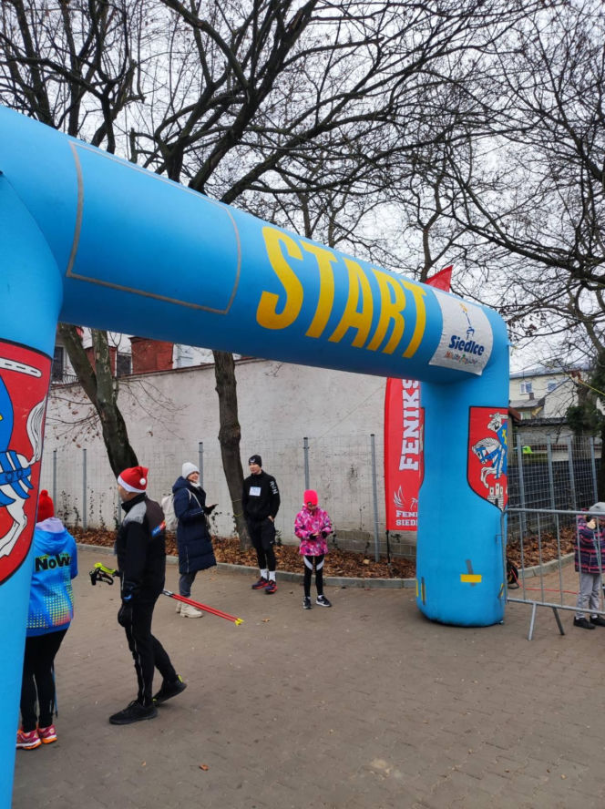 7. Charytatywny Bieg Mikołajkowy z Dwójką w Siedlcach 2025