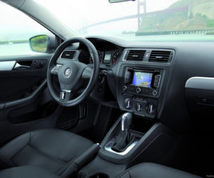 Volkswagen Jetta Trendline sedan, model 2011