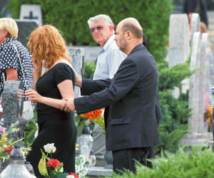 Żegnaj córeczko