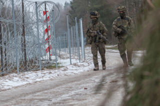 Proces polskiego żołnierza oskarżonego o postrzelenie nielegalnego migranta. „Broń wystrzeliła sama”