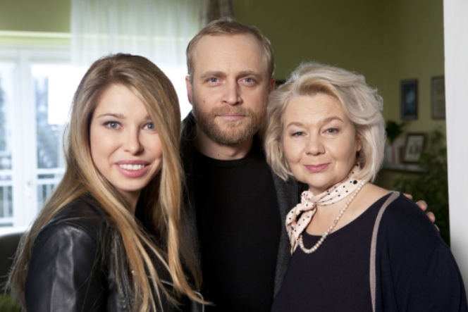 Sama słodycz. Piotr Adamczyk (Fryderyk), Milena Suszyńska (Gosia), Dorota Nowakowska (Izabela)