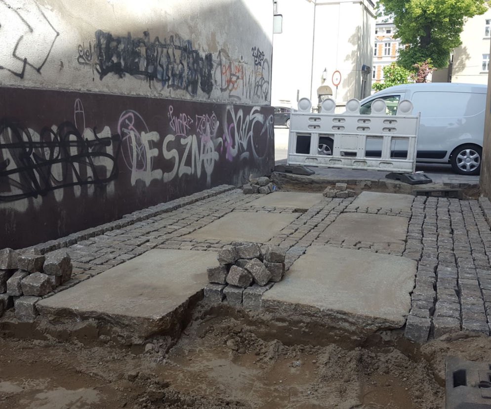 Duże zmiany na małej ulicy Wąskiej w Lesznie