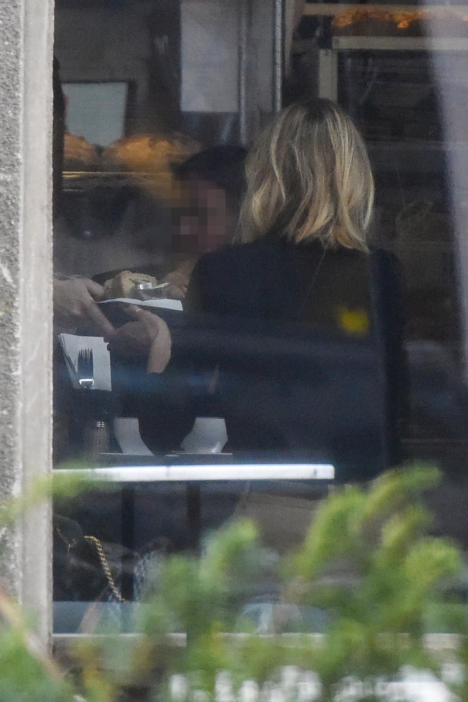 Anja Rubik zapachniało wielkim światem