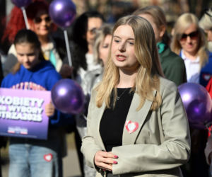 Najmłodsza posłanka  wyszła za mąż. Zobacz zjawiskową suknię