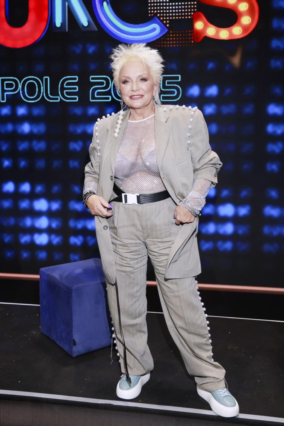 Ostrowska odsłoniła swoje wdzięki podczas "Szansy na sukces". 66-latka zrobiła show!