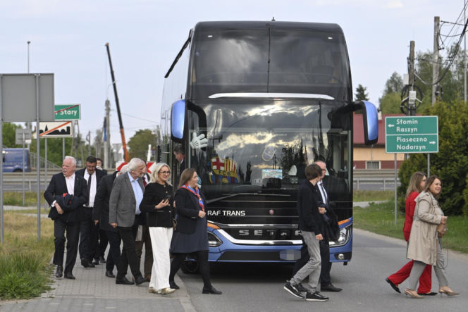 Politycy PiS jadą na wyjazdowe posiedzenie klubu