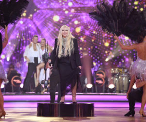 Tematem odcinka jest Maryla night