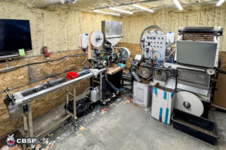 Nielegalna fabryka papierosów zlikwidowana. Akcja CBŚP i KAS