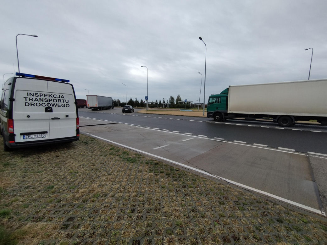 Kierowca ciężarówki jechał na karcie szefa