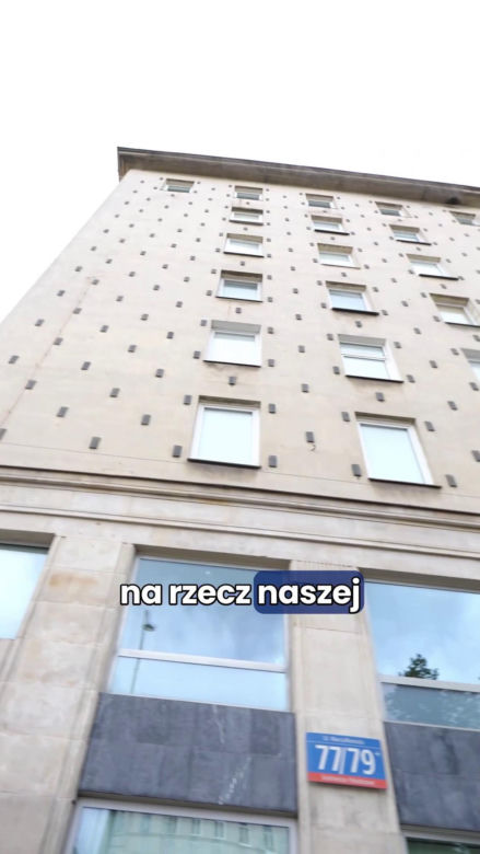 Warszawa pozbyła się dwóch budynków. Wzięło je wojsko i straż