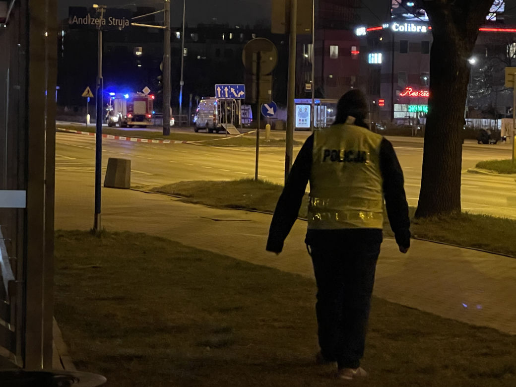 Ładunek wybuchowy na stacji benzynowej przy Wolskiej!? Zamknięto kilka ulic