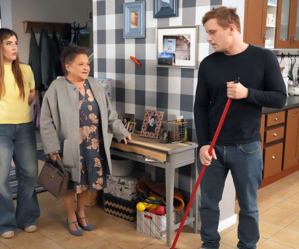 Zaskakujący obrót spraw u Pyrków w Barwach szczęścia. Agata straci dowody, a Lucyna wzbudzi kolejne podejrzenia