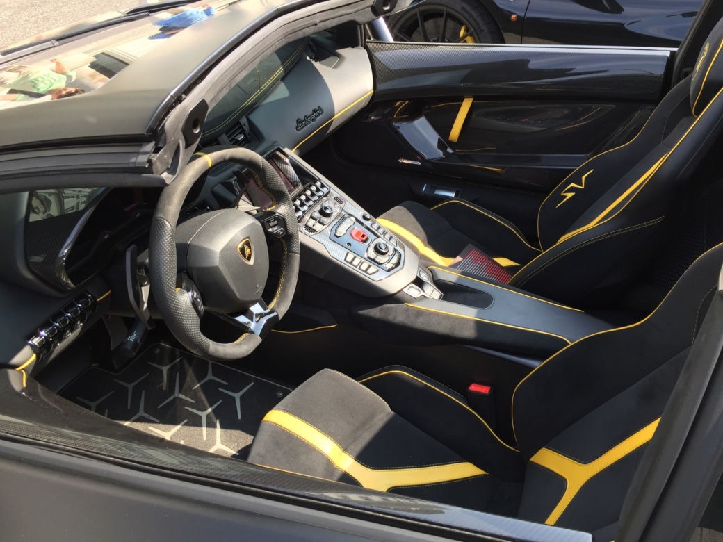 Lamborghini Aventador Roadster SV reżysera Patryka Vegi