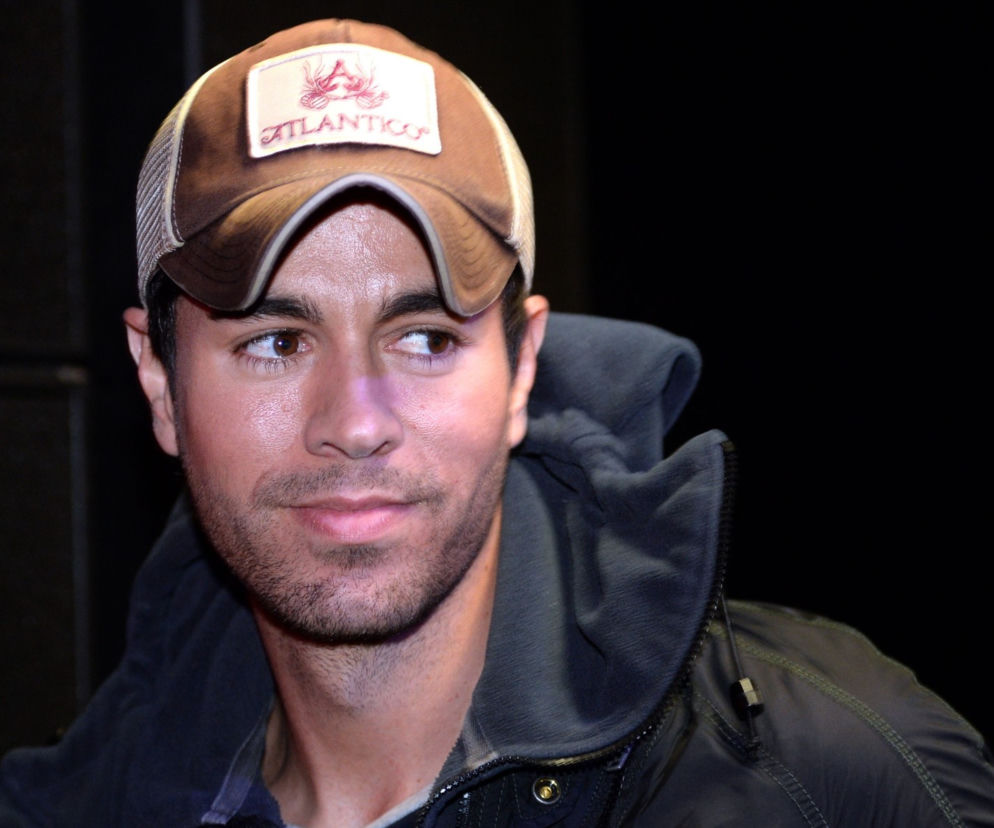 Enrique Iglesias oskarża wytwórnię o kradzież! Chodzi o grube miliony