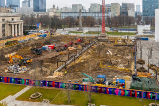 Budowa gmachu teatru TR Warszawa