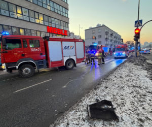Śmiertelny wypadek na Grochowskiej. Nie żyje przedszkolak z Warszawy.