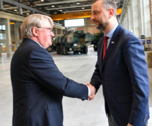 Kluczowe wozy wsparcia dla pancerniaków. Rosomak S.A. z kontraktami na blisko 900 mln zł w ramach SAFE