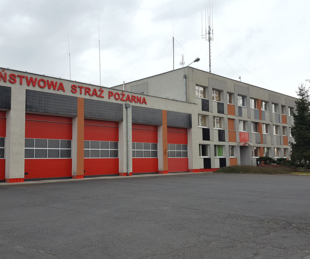 Czy powstanie druga jednostka straży pożarnej w Lesznie? Zawodowcy odpowiadają internautom