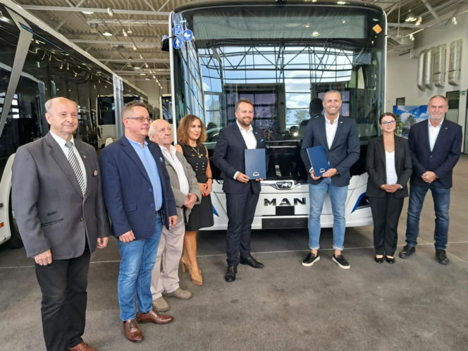 Pierwszy w historii autobus przegubowy wkrótce na ulicach Starachowic