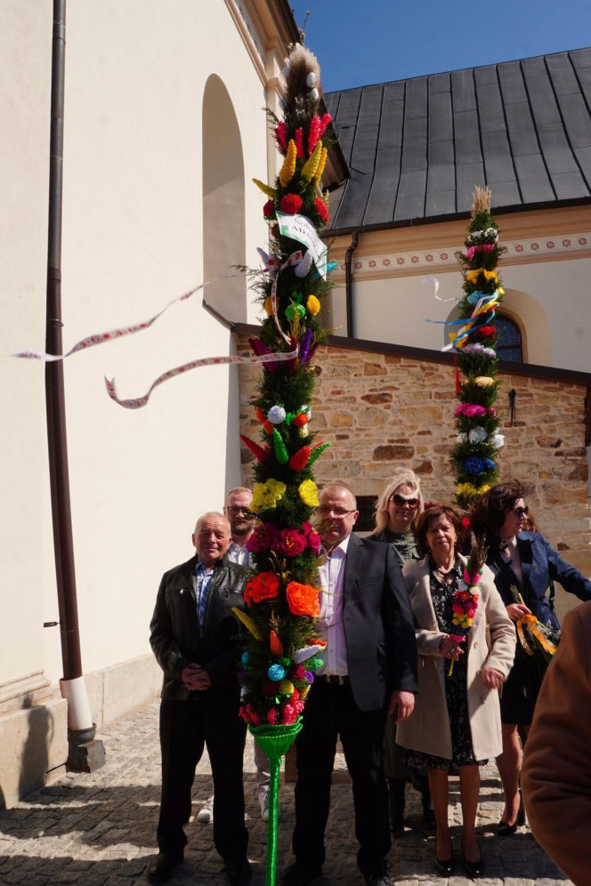 Niedziela Palmowa w gminie Brody. Gdzie tradycja spotyka się z rekordami